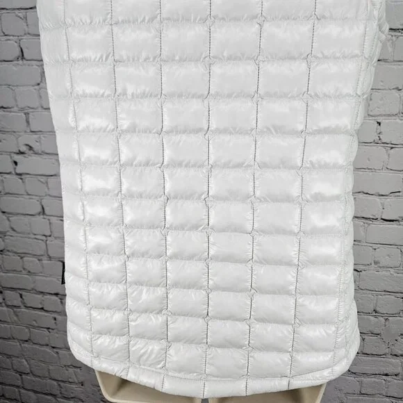 The North Face White Thermoball Eco Lightweight Insulated Full Zip Vest Small - Picture 11 of 16